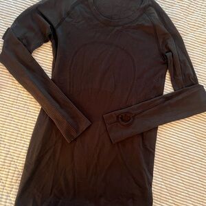 Lululemon swiftly tech long sleeve in black